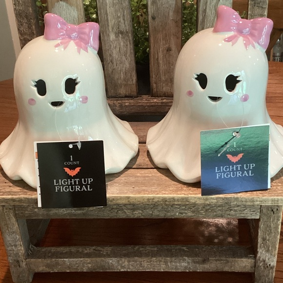 Target BP Lifht Up Ghost with Bow - set of 2 - Picture 1 of 7